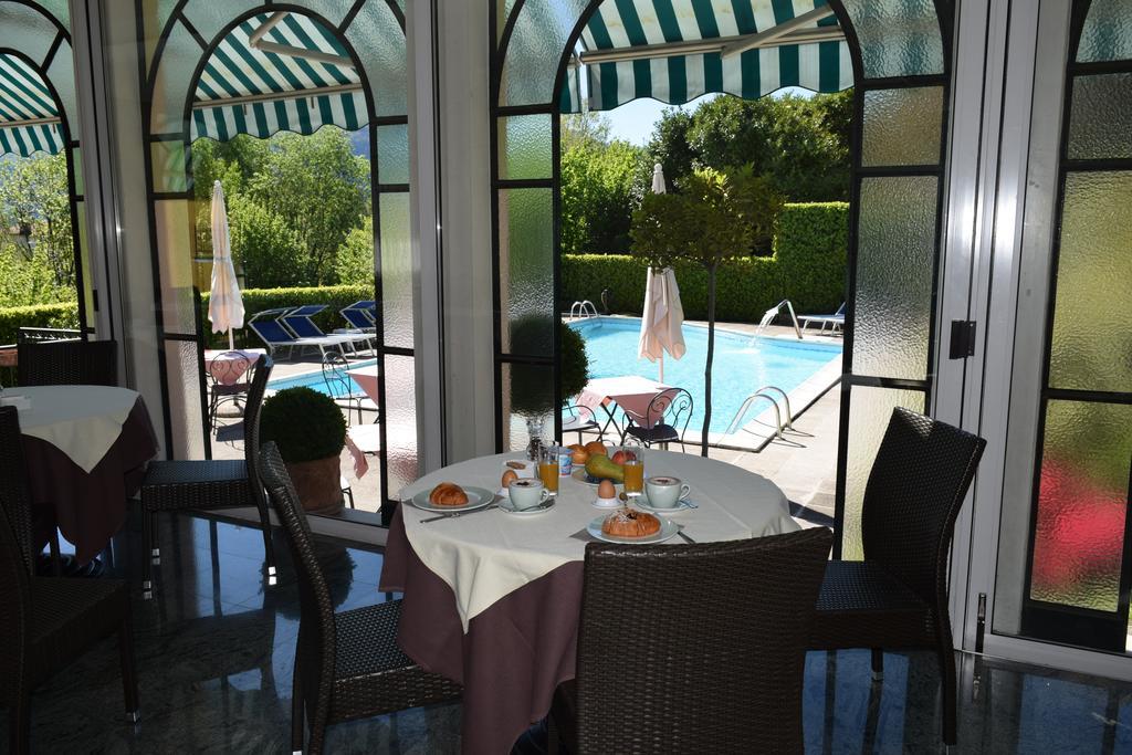 Hotel La Villa Gravedona Bagian luar foto